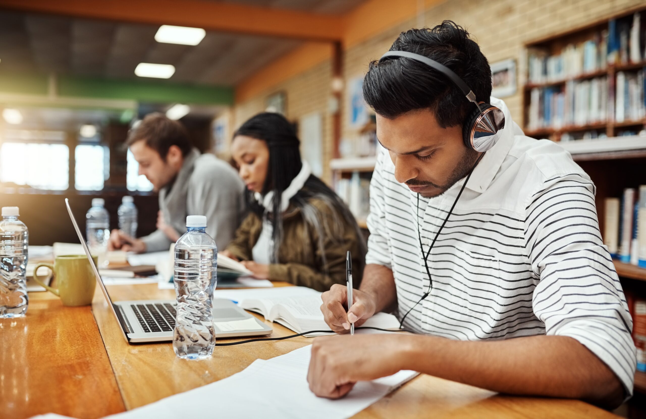 aspiring students in marketing courses